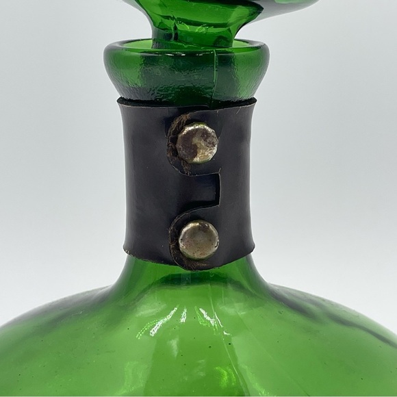 Vintage Green Glass Decanter Leather Lion Head Wrap MCM *READ* - Picture 5 of 11